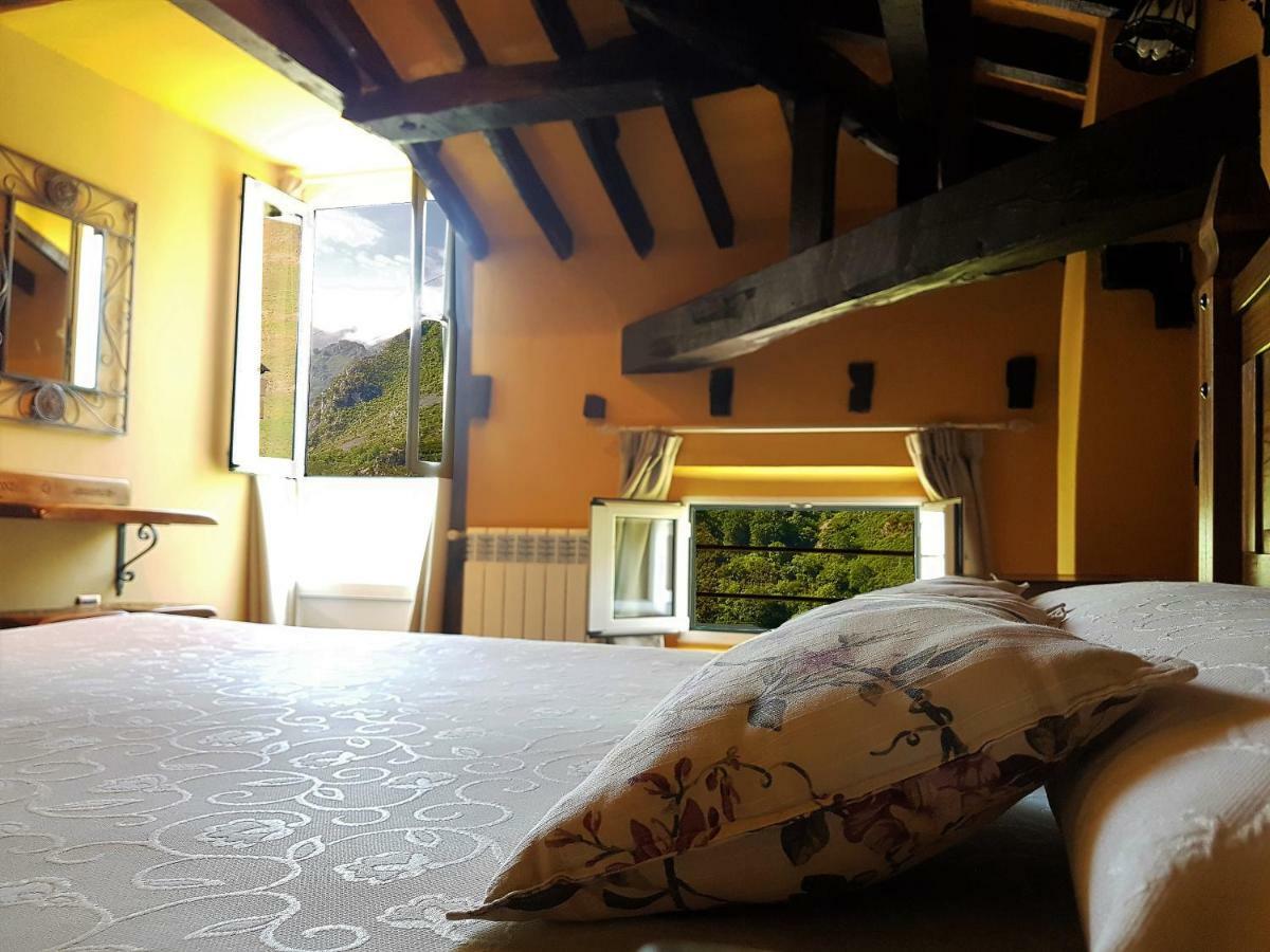 La Casona De Sames Guest House ภายนอก รูปภาพ