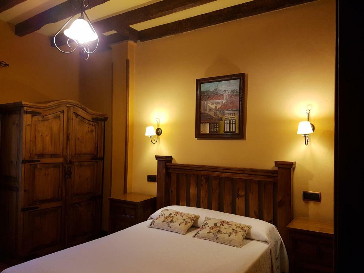 La Casona De Sames Guest House ภายนอก รูปภาพ