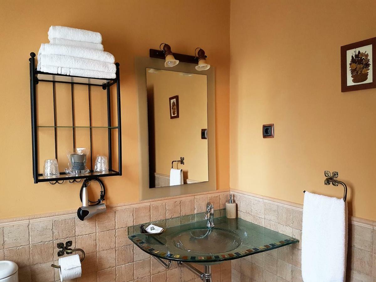 La Casona De Sames Guest House ภายนอก รูปภาพ