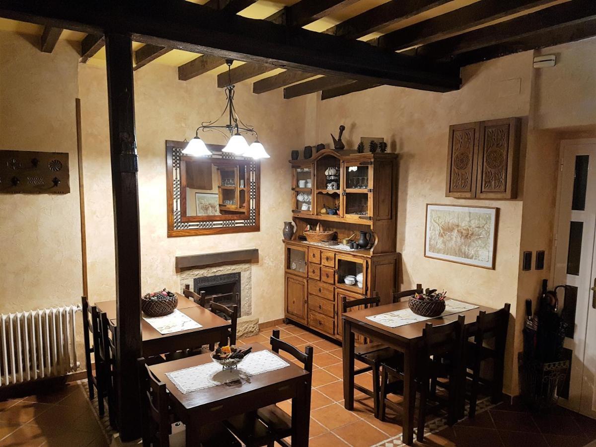 La Casona De Sames Guest House ภายนอก รูปภาพ